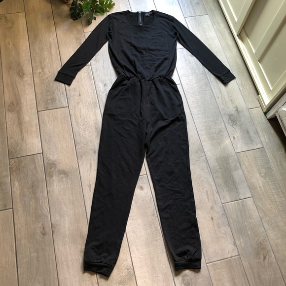 Asos athletic relaxed jumpsuit with sheer paneling. Size 4 - Picture 6 of 12